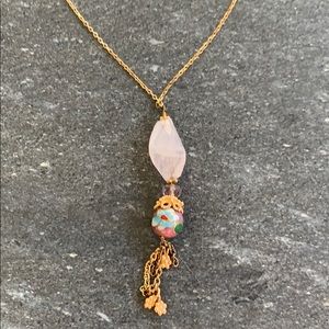 Gold necklace with pendant